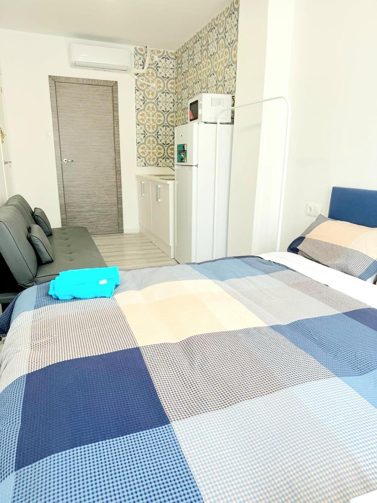 Apartamentos Aeropuerto Valencia Manises Luaran gambar